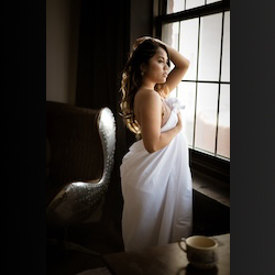 PORTRAIT or BOUDOIR Sessions. Packages Starting at: $900